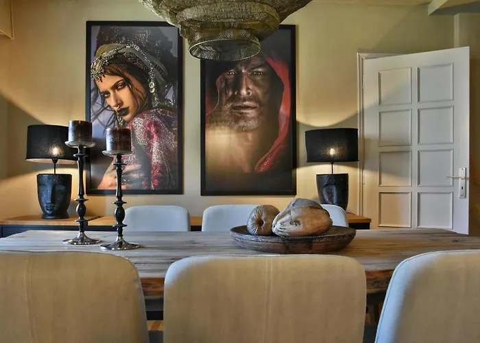 Pepromeno Luxury Apartment In The City Center