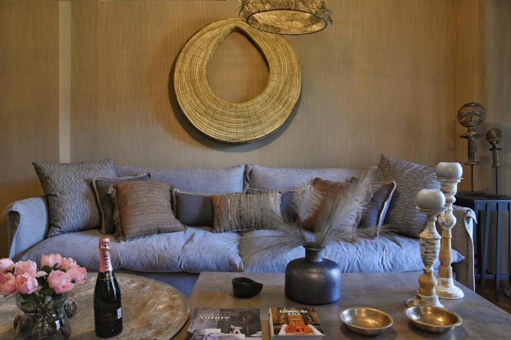 Pepromeno Luxury In The Center Apartment