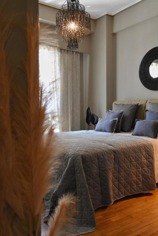 Pepromeno Luxury In The Center Apartment Kalamata