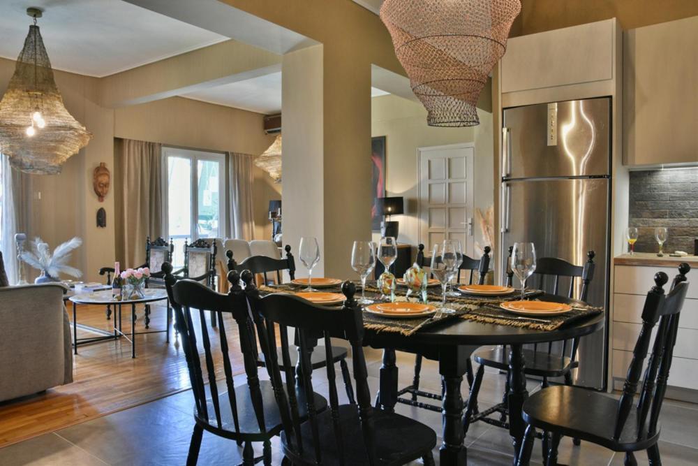 Pepromeno Luxury In The Center Apartment *